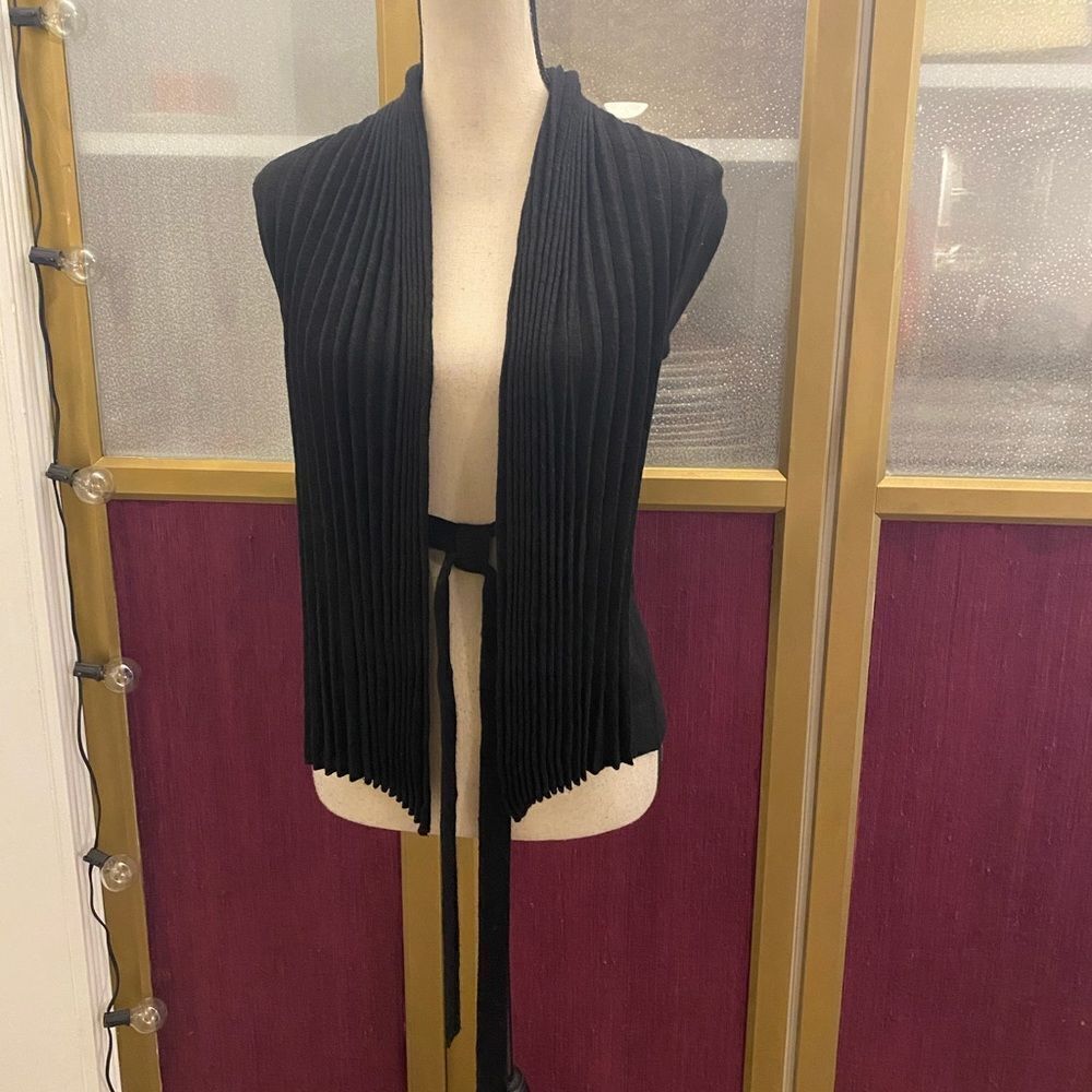 Love Republic knitted pleated front vest, size 40(S)